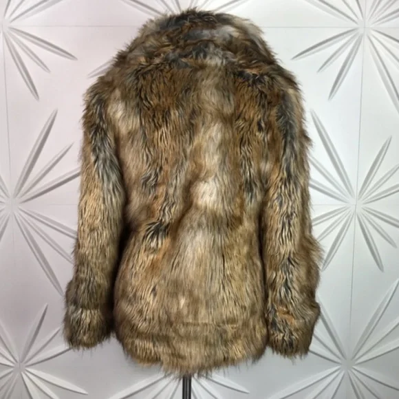 Bebe Faux Fur Coat Mob Wife Carrie Bradshaw Coat 🕶️.💋